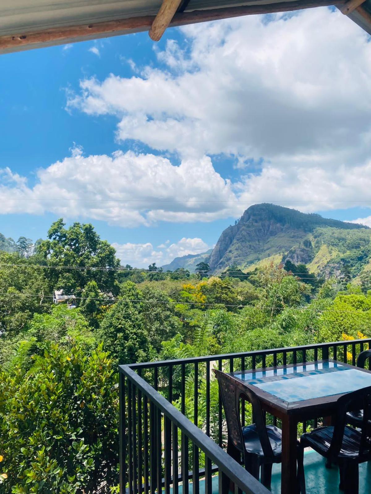 Little Paradise Homestay เอลลา ภายนอก รูปภาพ