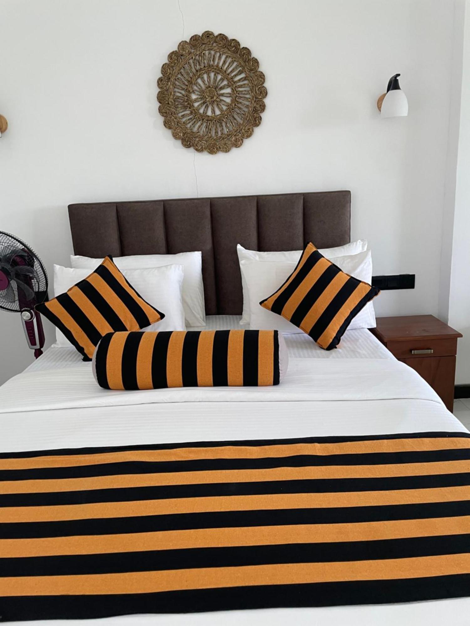 Little Paradise Homestay เอลลา ภายนอก รูปภาพ