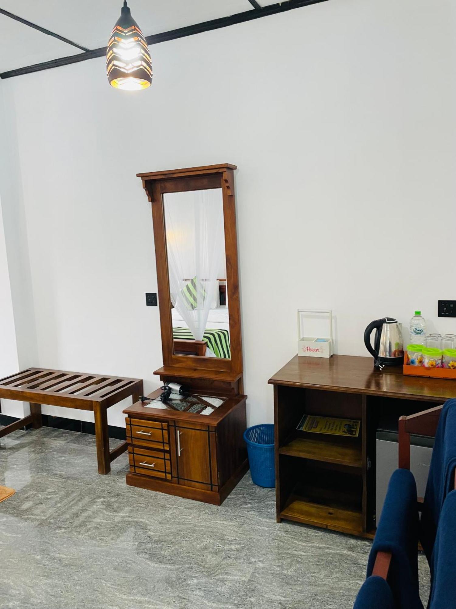 Little Paradise Homestay เอลลา ภายนอก รูปภาพ