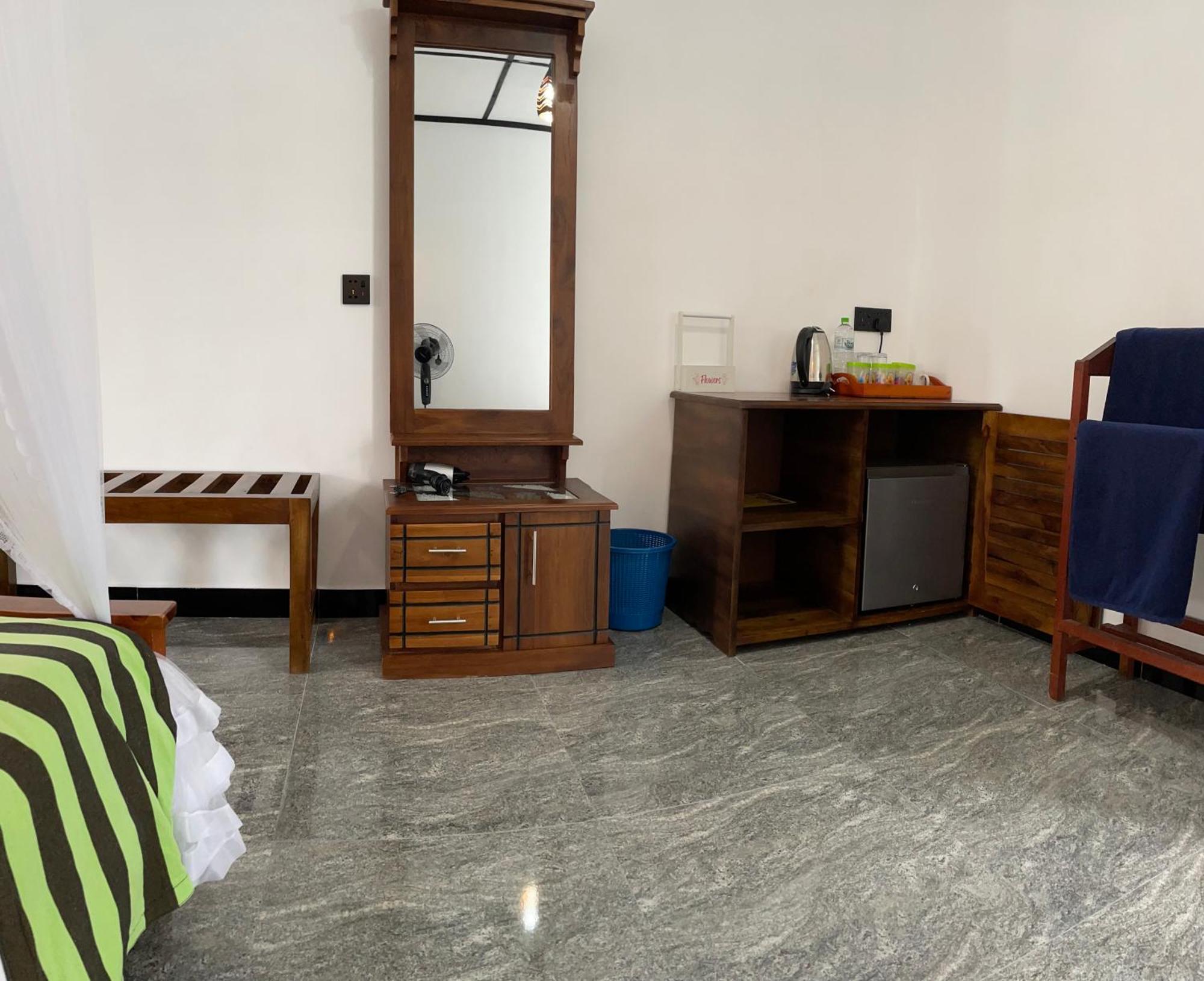 Little Paradise Homestay เอลลา ภายนอก รูปภาพ